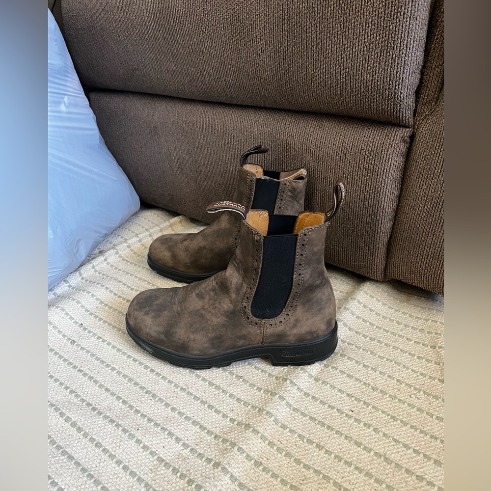 Blundstone high-top boots